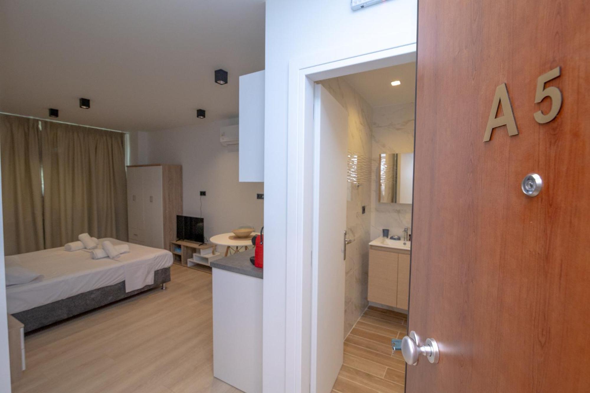 Facadoro Apartments Athens Exterior photo