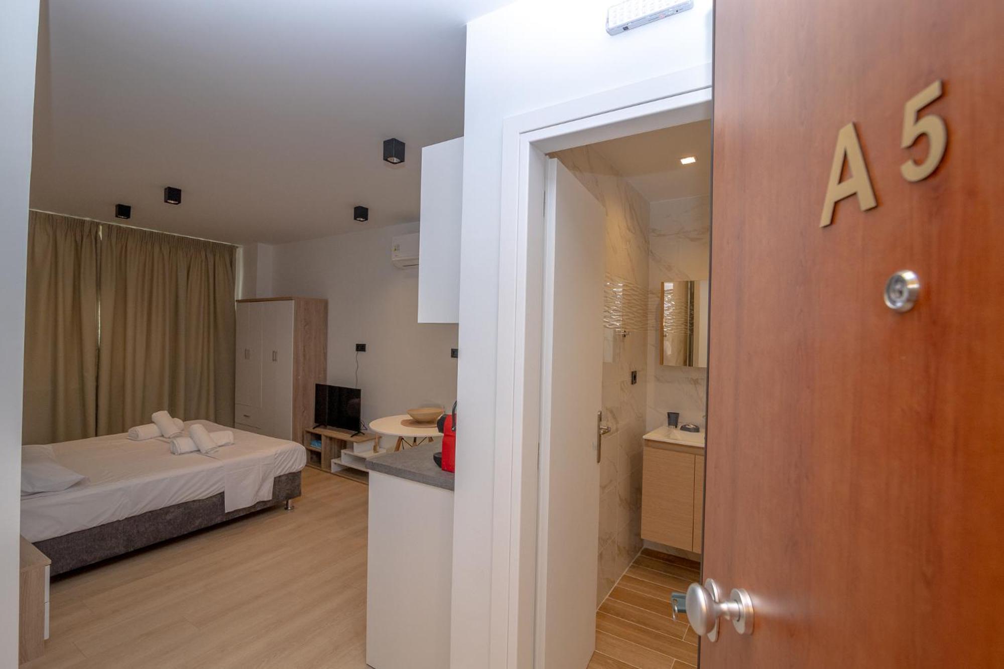 Facadoro Apartments Athens Exterior photo